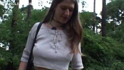 Amazing Body Babe From Germany Sucking A Cock In The Woods - hclips.com - Germany