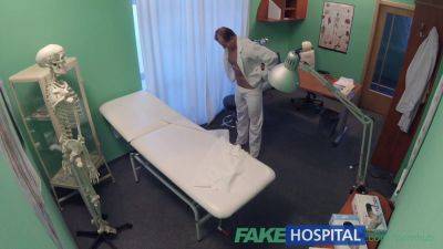 Czech nurse Eva Ann frees her pussy with a deep dicking in fakehospital reality clinic - sexu.com - Czech Republic