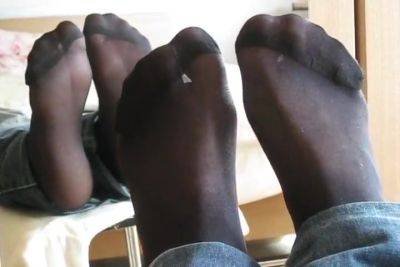 Black Nylon Man Feet - hclips.com - Belgium