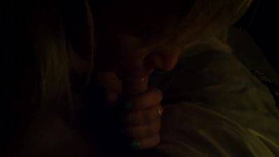 Els B Sucking Cock - hclips.com
