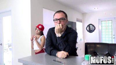 Watch Zaya Cassidy take on a naughty tradesman in a POV video - sexu.com
