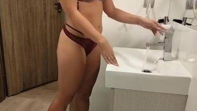 The Plumber At The Hotel Helps Me And I Give Him A Blowjob - hclips.com