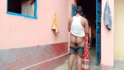 Village Bhabhi Alone In Home Outdoor Sex Video - hclips.com - India