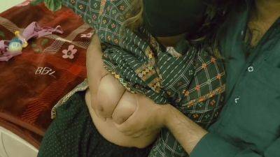 Village Housewife Fucked By Her Step - txxx.com - Pakistan