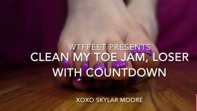 WTFfeet – Clean my Toe Jam Loser - drtuber.com
