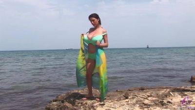 Green Bikini 2 With Merilyn Sekova - upornia.com