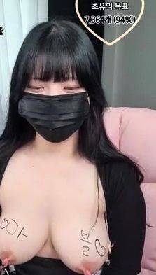 Omege japanese girl with big boobs on cams - drtuber.com - Japan