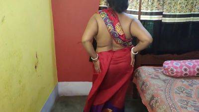 Desi Horny Housewife Fingering Pussy Herself And Cum - desi-porntube.com - India