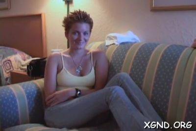Curvaceous Phil Is Fingered - hclips.com