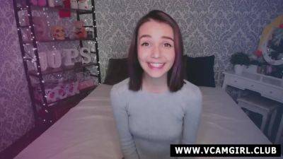 Hot Cam Girls Masturbating On Webcams - hclips.com