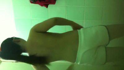 Quay Len Em Gai - hclips.com