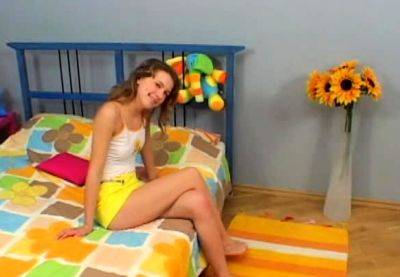 Sex-starved russian teen Shyla enjoys hole hammering - drtuber.com - Russia