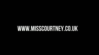Mistress Courtneys Fetish Lair - Busted for My toes - drtuber.com