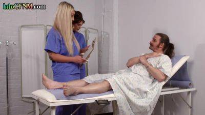 CFNM nurses suck and wank patients sturdy cock in 3some - txxx.com - Britain