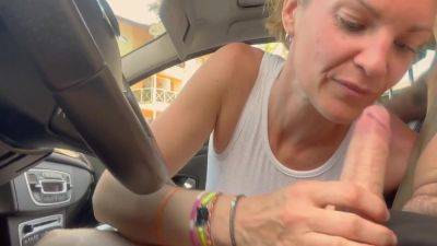 She Starts Giving Me A Blowjob While I Drive And I End Up Fucking Her On The Hood - hclips.com - France