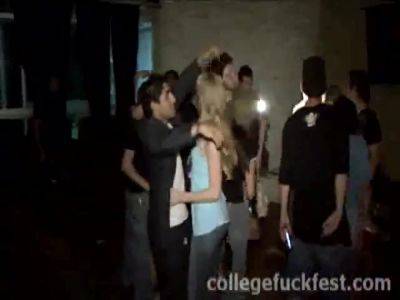 College teen fucked from behind - txxx.com