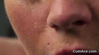 Unusual Model Gets Cumshot On Her Face Eating All The J - videomanysex.com