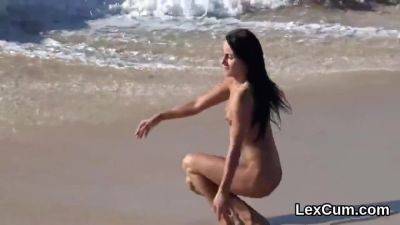 Lexi Dona - Beautiful Czech Model Masturbates And Gets Of With Lexi Dona - videomanysex.com - Czech Republic