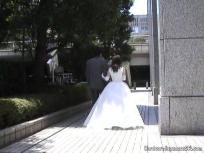 Pissing japanese bride fucked - hotmovs.com - Japan