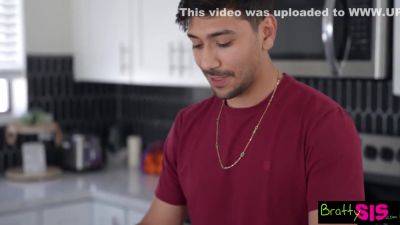 Angel Gostosa - Angel - Angel Gostosa In Your Not Allowed To Touch Your Dick Without My Permission Tells Stepbro - S27:e7 - upornia.com