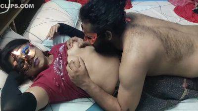 Enjoying Sex With Her College Friend In Front Of Her Husband - hclips.com - India