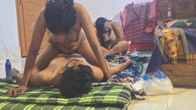 Beautiful Bengali Threesome With Multiple Orgasms A Boy And Two Girls Fuck - desi-porntube.com - India