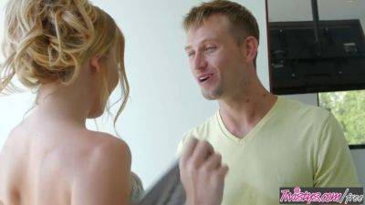 Chloe Scott - Chloe - Chloe Scott gets down and dirty with her hung lover in HD Spider Manly video - sexu.com