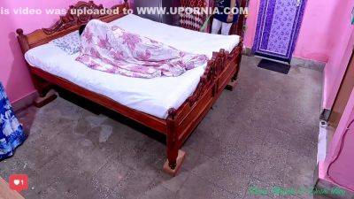 Big Ass Indian Maid Stuck Under Tha Bed And Fucked By Her Boss - upornia.com - India