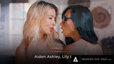 Lily - MODERN-DAY SINS - Aiden Ashley Moves On With INTENSE SEX & SQUIRTING With Dirty Therapist Lily Lane - hotmovs.com