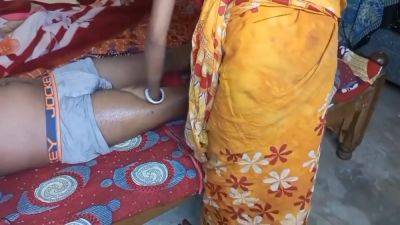 Deshi Bhabhi Thai Massage Hindi Sex Video - hclips.com - Thailand