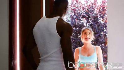 Kristen Scott - Kristen Scott and Jax Slayher get down and dirty in BOUNCY BALL video - sexu.com