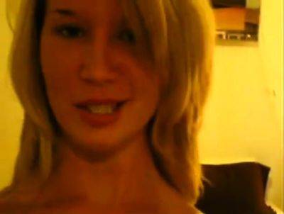 Hot amateur blonde pregnant toying her pussy solo - drtuber.com