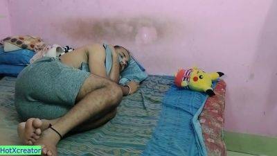 Sexy Doctor Checking His Big Penis!! Hot Hindi Sex - hclips.com - India