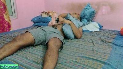 Sexy Doctor Checking His Big Penis!! Hot Hindi Sex - hclips.com - India