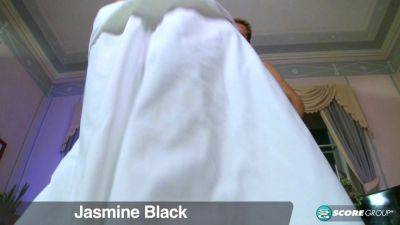 Jasmine's Threeway Riding Lesson - hotmovs.com