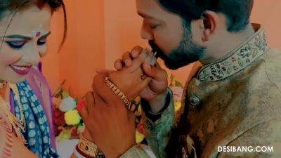Desibang - Desi Bride Gets Easily Wet - hotmovs.com - India
