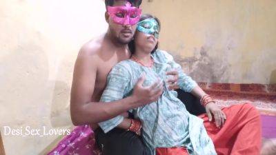 Devar Bhabhi - Devar Bhabhi In Young Indian Village Wife Ki Ghar Mai Mast Chudai - desi-porntube.com - India