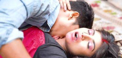 Big Cock And Cum On Tits DESI DIRTY BHABI WANTS BIG COCK OF HER LAPTOP SERVICE BOY, Asian Video - inxxx.com - India