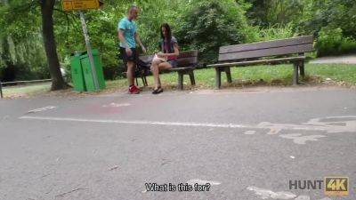 Watch how his girlfriend gets paid for sex in a park by a stranger - sexu.com