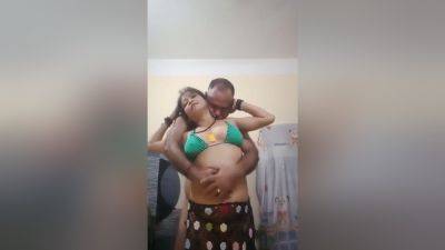 Uncle - Uncle And Aunty Enjoy Sex For Play,in Deshi Style Lip Kiss,toung Shocking Hot Sex,boobs,nippal - desi-porntube.com - India