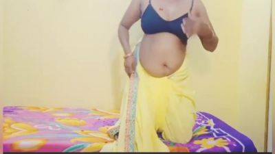 Indian Sexy Aunty Self Sex With Wooden Sticks Full Video - hclips.com - India