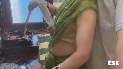 Desi Village Wife Fucked In The Kitchen With Husband - hclips.com - India