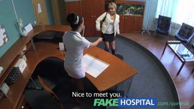 Blonde Lady saves money by giving head for sex favors in fakehospital POV - sexu.com