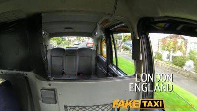 London - Sabrina Jay gets double-stuffed in fake taxi Uni student taxi - sexu.com - Britain