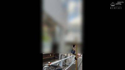 君だけをいつも見てる 変態JKストーカーパンチラ盗撮 本物つけまわし尾行 早く二人の赤ちゃん欲しい 淫乱ビッチマンコ膣内creampie sex treated doll - txxx.com - Japan