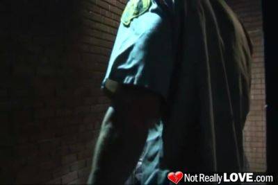 Jamie huxley prison bitch gets her pussy filled - txxx.com