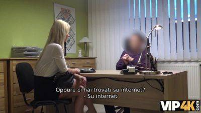 Nathaly, the naughty Czech casting couch, gets her price from Agenti di prestito - sexu.com - Czech Republic