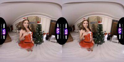 Angel - Azure Angel's Christmas Orgasm: Petite Brunette Masturbates in Virtual Reality - sexu.com