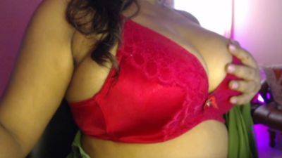 Desi Sexy Hot Bra Boobs Hot Lady Did Self Sex And Showed Her Boobs Through The Bra And Then Became Completely - desi-porntube.com