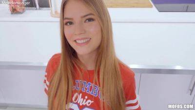 Mondomonger - Anya Taylor-joy 8 - videooxxx.com